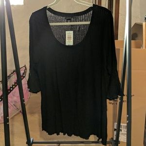 Torrid fitted tee